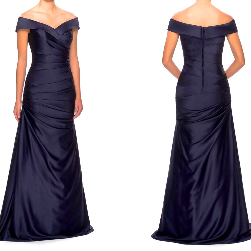 La Femme formal gown size 2. Runs large.